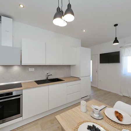 Apartmani Marta Задар Экстерьер фото