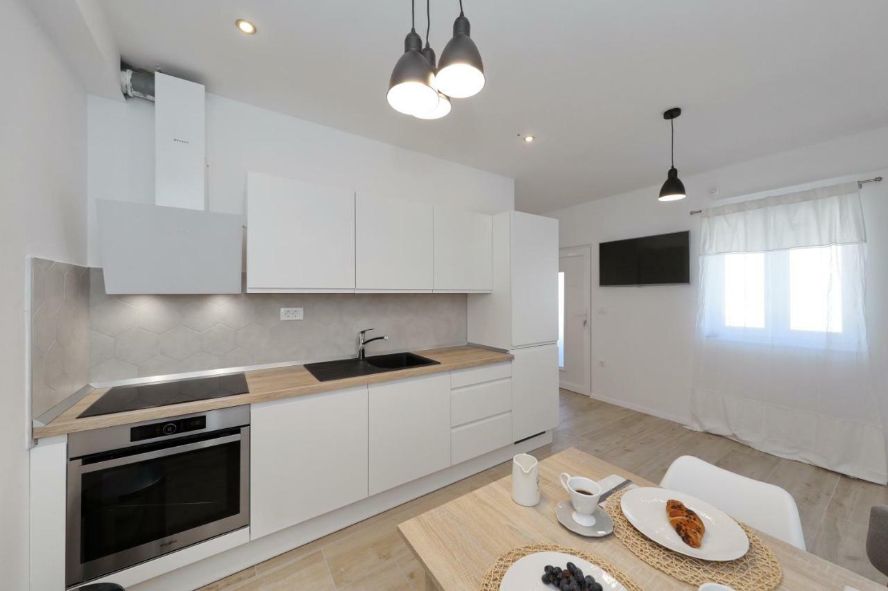 Apartmani Marta Задар Экстерьер фото