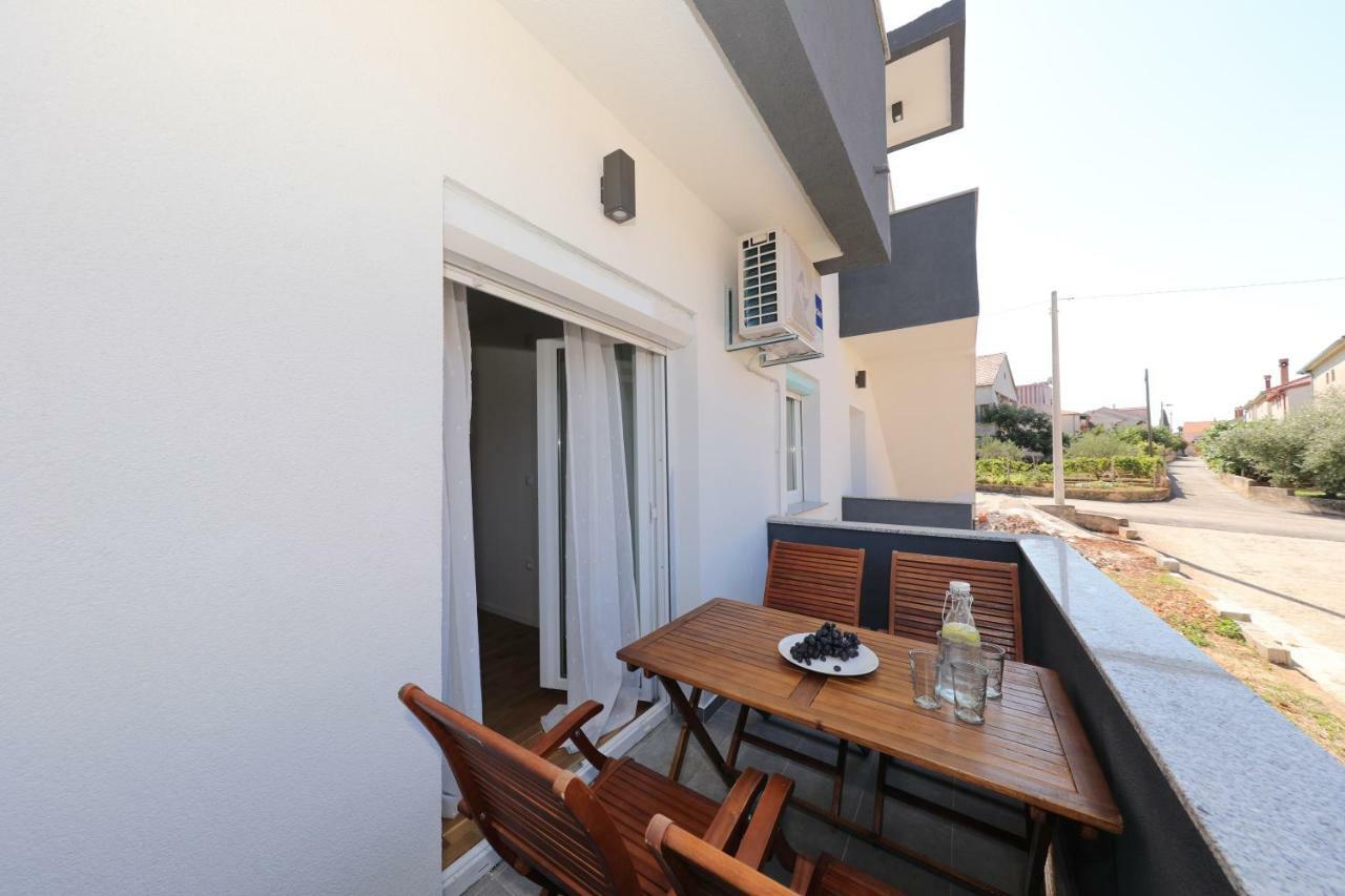 Apartmani Marta Задар Экстерьер фото